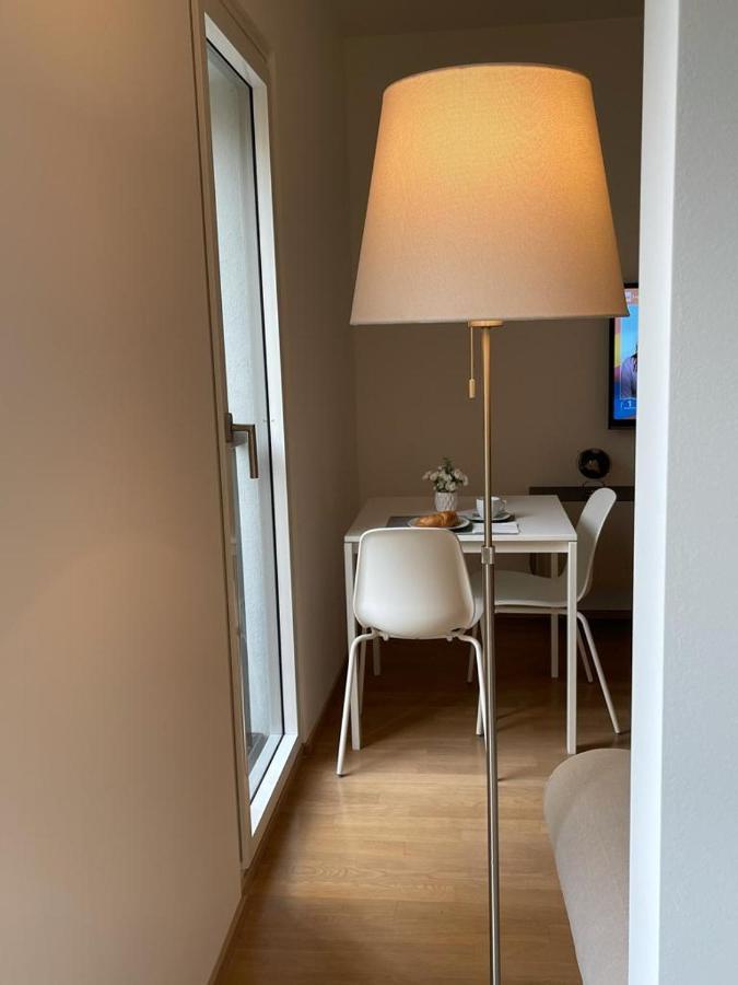 Connie S Home Free Parking Lugano Eksteriør bilde